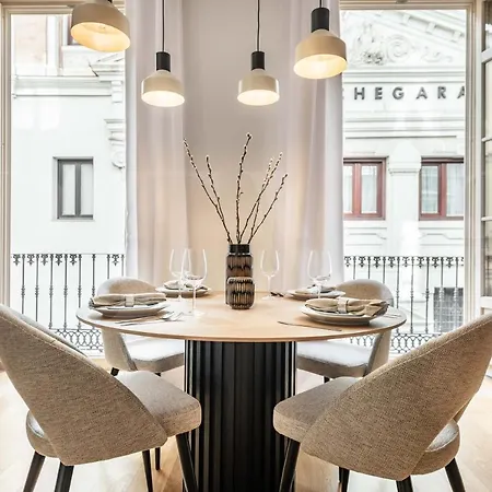 Appartamento Classy In The Heart Of By Rems *